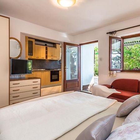 Apartmani Lovrenco คราวาวิซา ภายนอก รูปภาพ