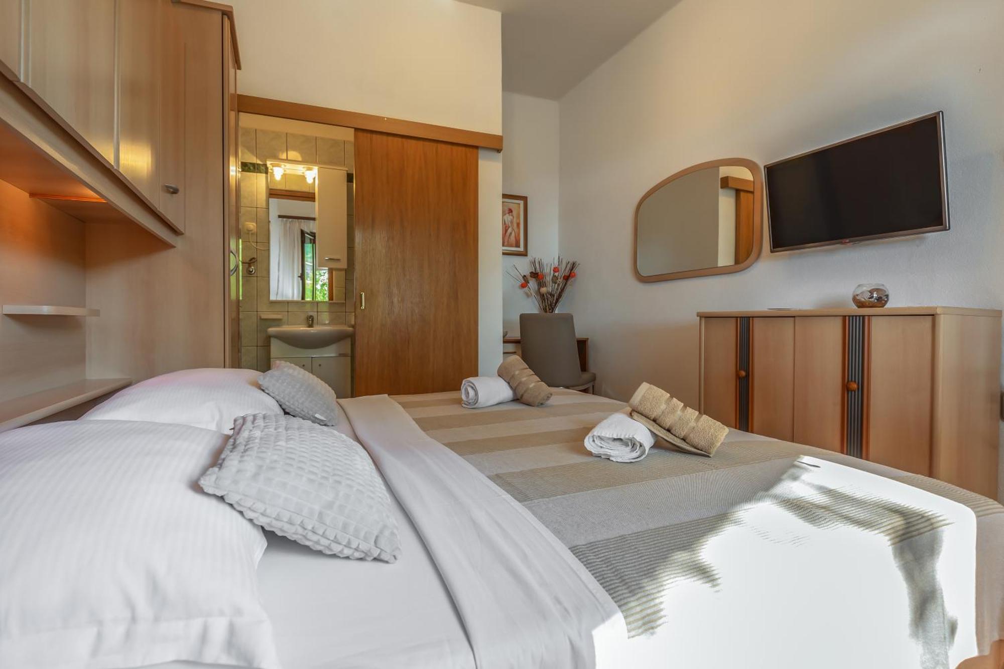 Apartmani Lovrenco คราวาวิซา ภายนอก รูปภาพ