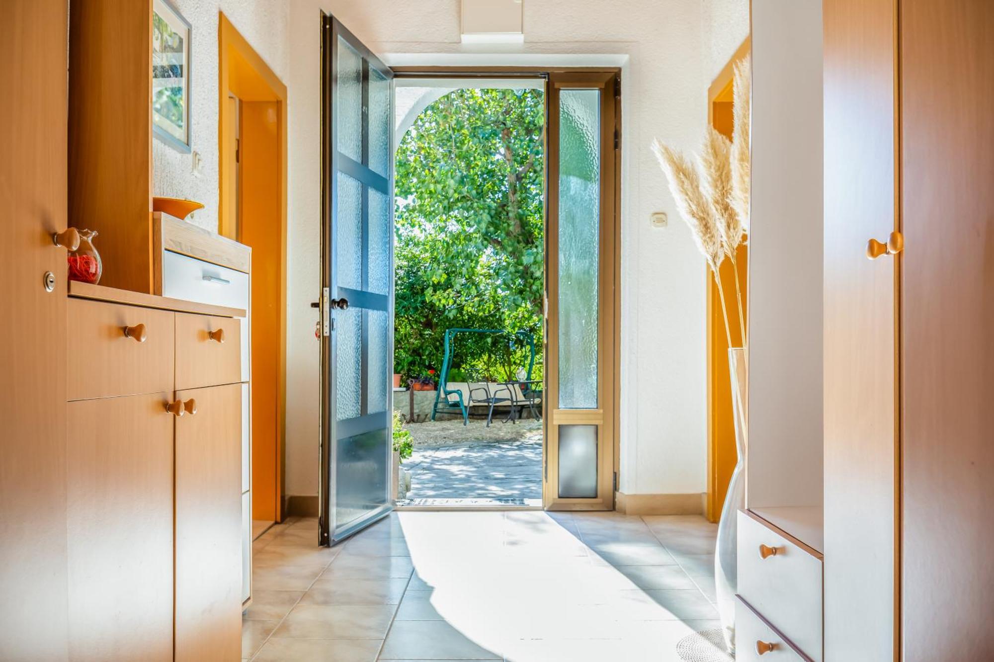 Apartmani Lovrenco คราวาวิซา ภายนอก รูปภาพ